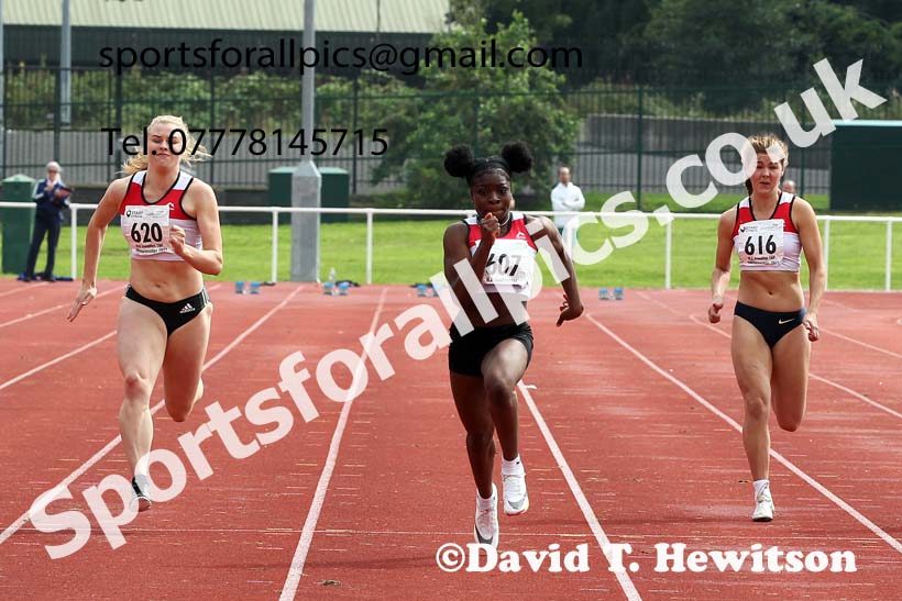 Women and Girls 100 metres, 2021 North Eastern Track and Field Champs., Middesbrough. Photo: David T. Hewitson/Sports for All Pics